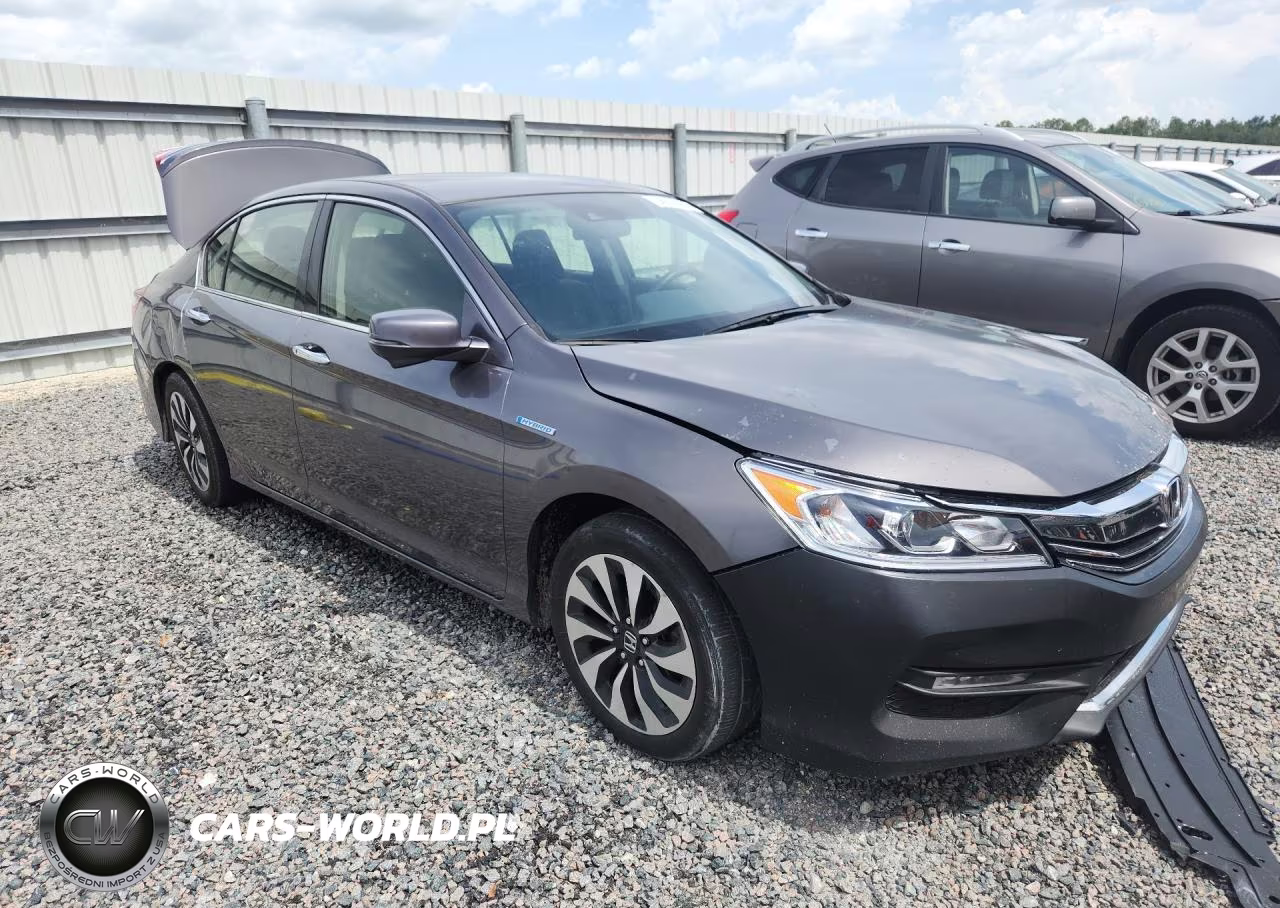 2017 Honda Accord Hybrid VIN:JHMCR6F33HC006651 - 4
