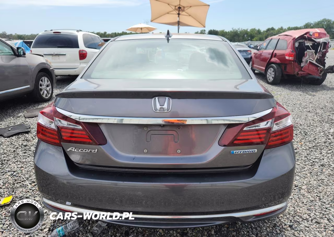 2017 Honda Accord Hybrid VIN:JHMCR6F33HC006651 - 6