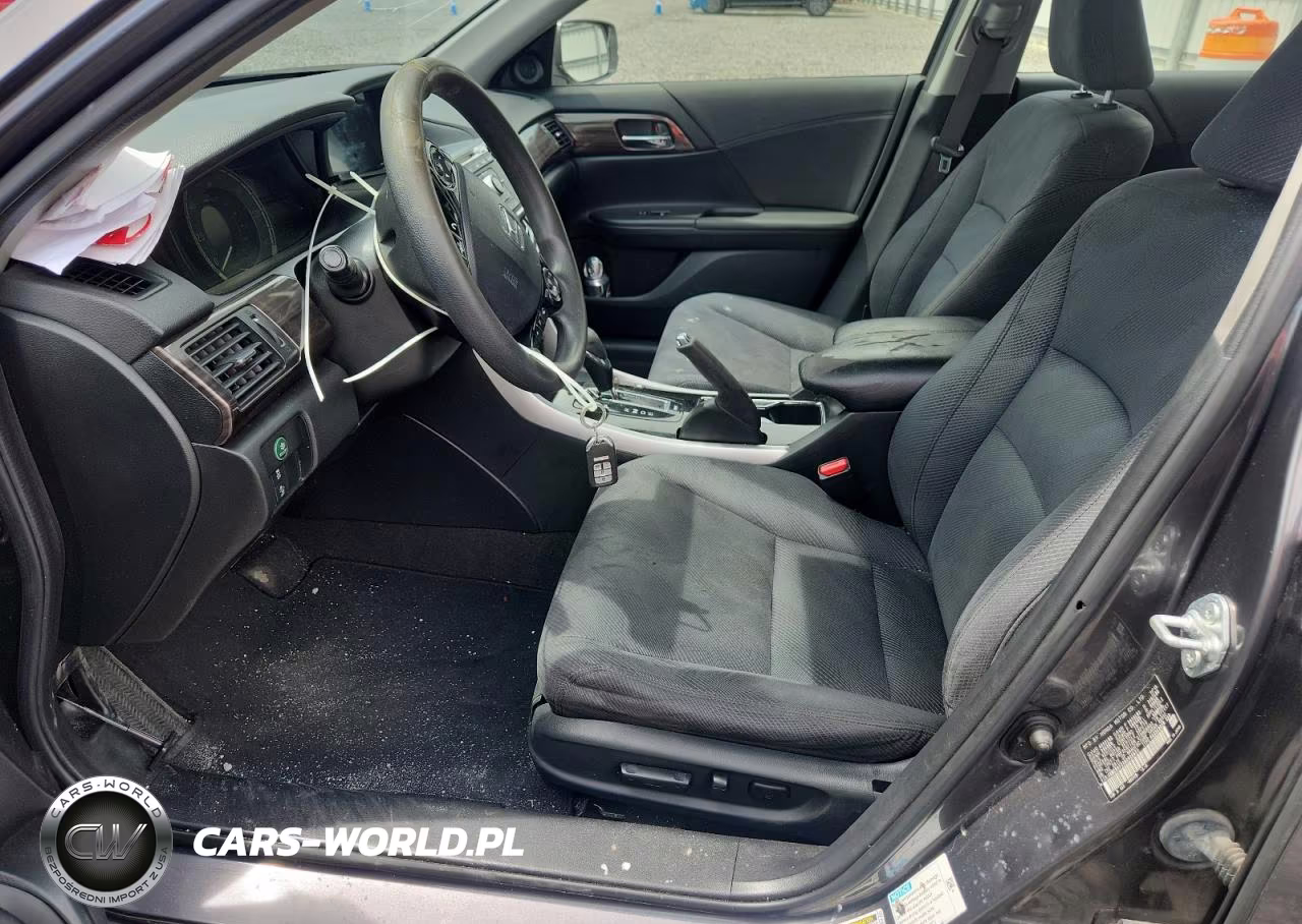 2017 Honda Accord Hybrid VIN:JHMCR6F33HC006651 - 7