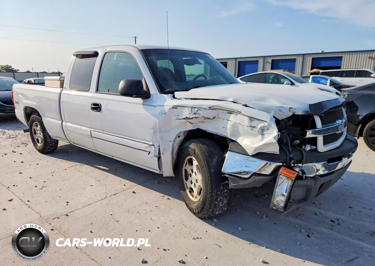 2003 Chevrolet Silverado C1500 VIN:2GCEC19T831231978 - 4