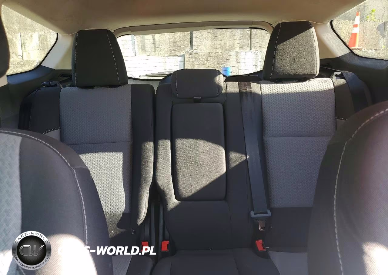 2017 Ford Escape Se VIN:1FMCU0GDXHUC21826 - 10
