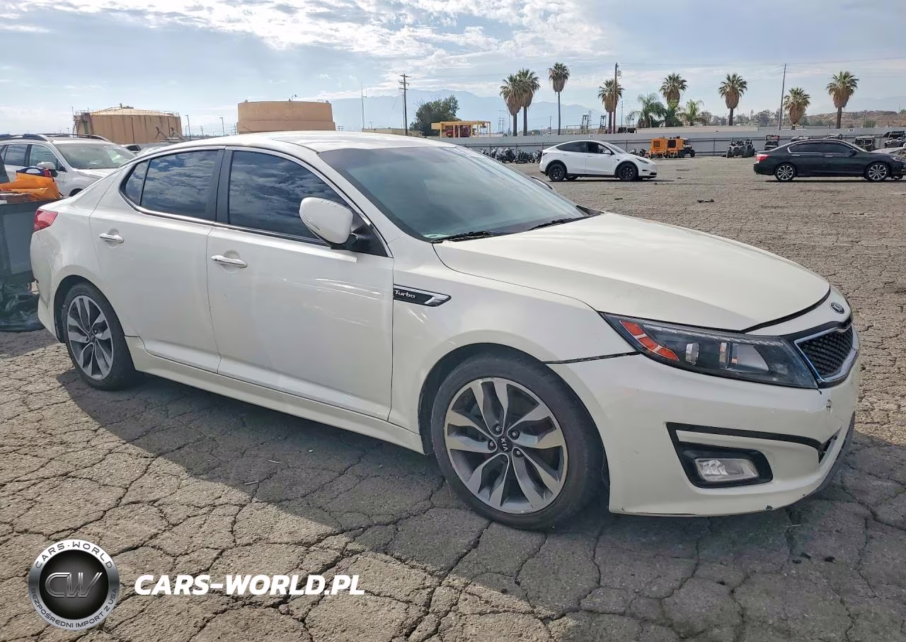 2015 Kia Optima Sx VIN:5XXGR4A63FG402228 - 4