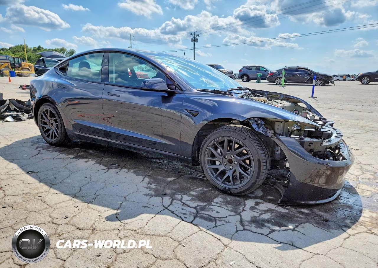 2024 Tesla Model 3 VIN:5YJ3E1EA0RF826528 - 4