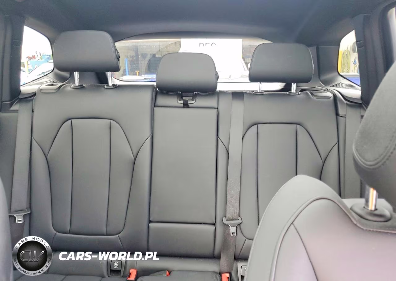 2019 BMW X3 xDrive30I VIN:5UXTR9C55KLE13551 - 10