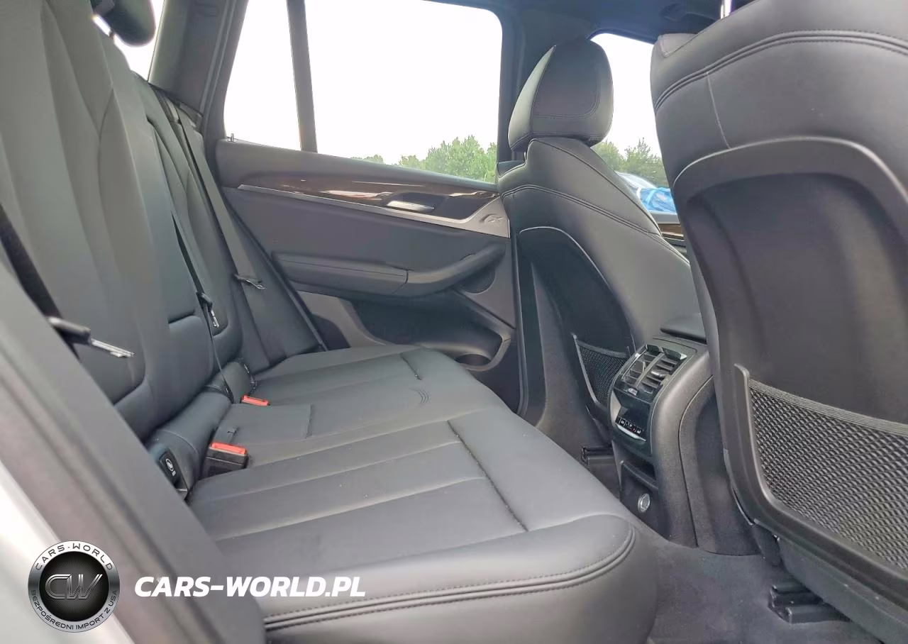 2019 BMW X3 xDrive30I VIN:5UXTR9C55KLE13551 - 11