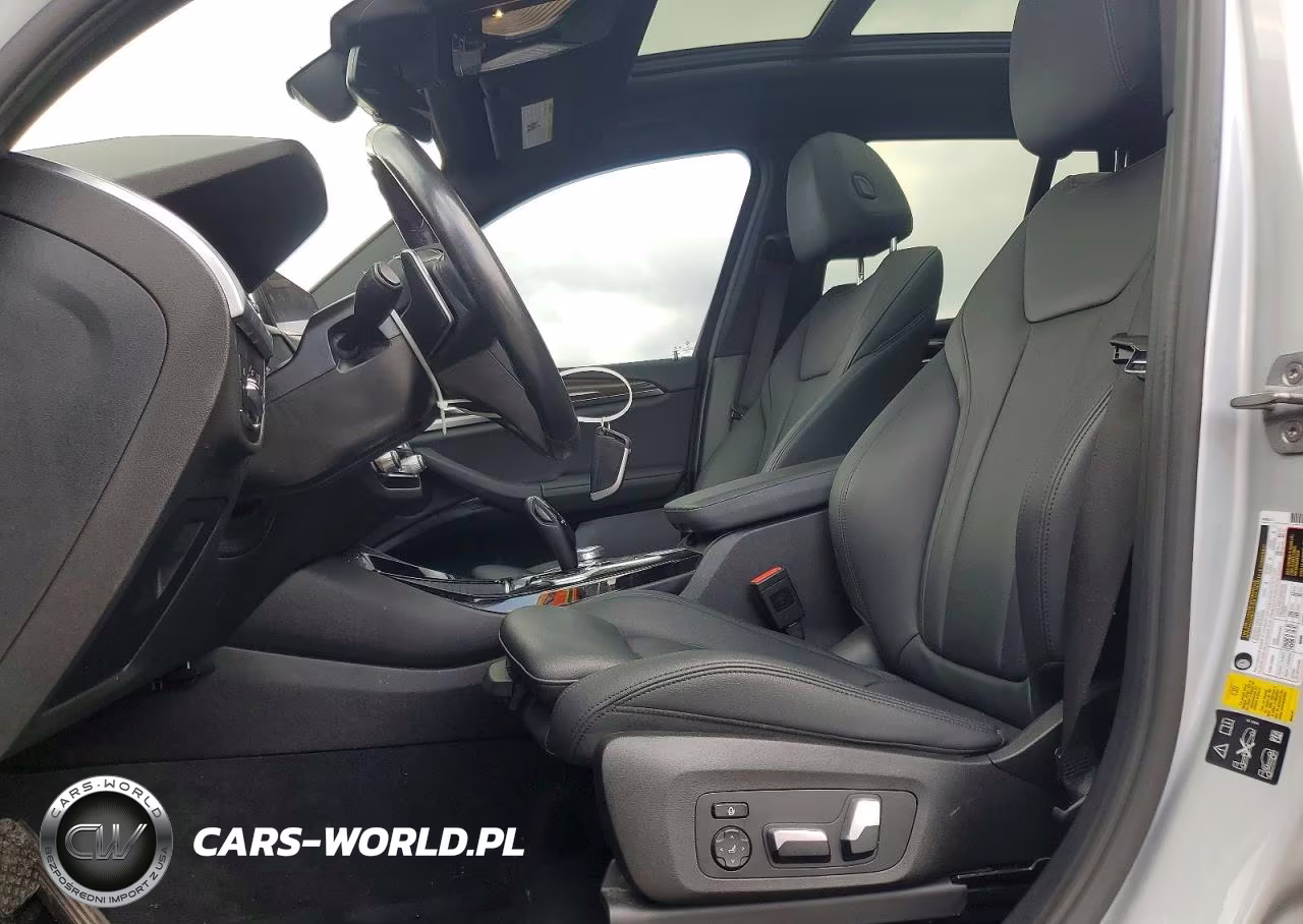 2019 BMW X3 xDrive30I VIN:5UXTR9C55KLE13551 - 7