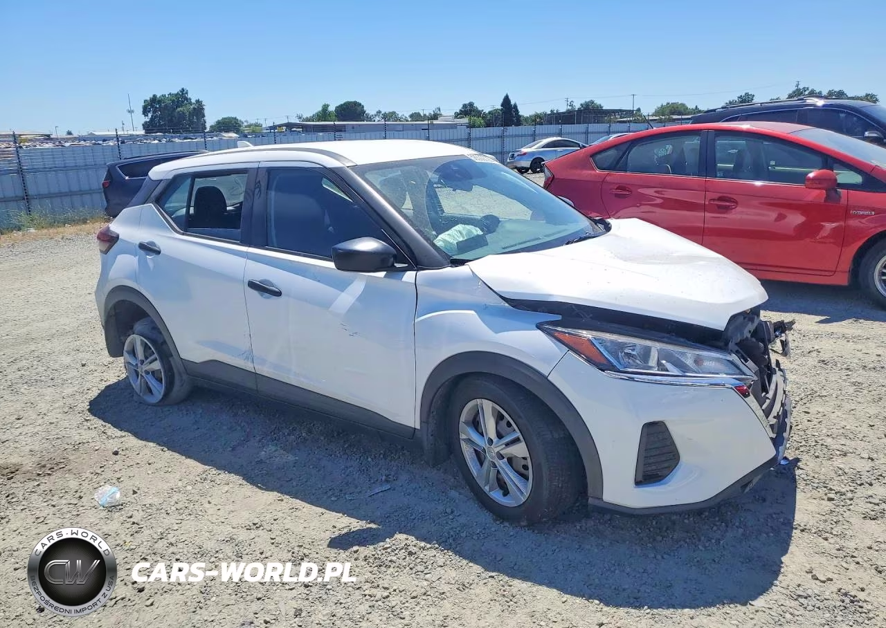 2023 Nissan Kicks S VIN:3N1CP5BV3PL497334 - 4