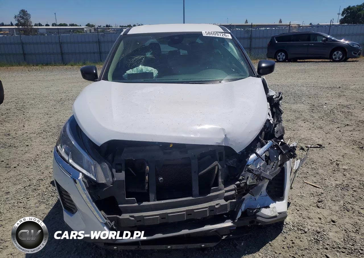 2023 Nissan Kicks S VIN:3N1CP5BV3PL497334 - 5