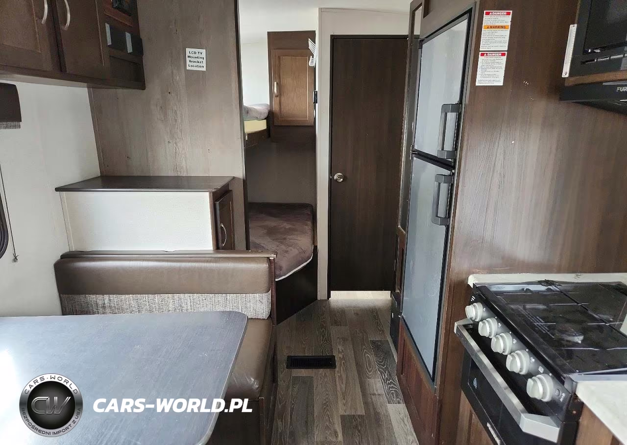 2020 Key Stone Springdale - Toy Hauler Rv VIN:4YDT18928LG108209 - 6