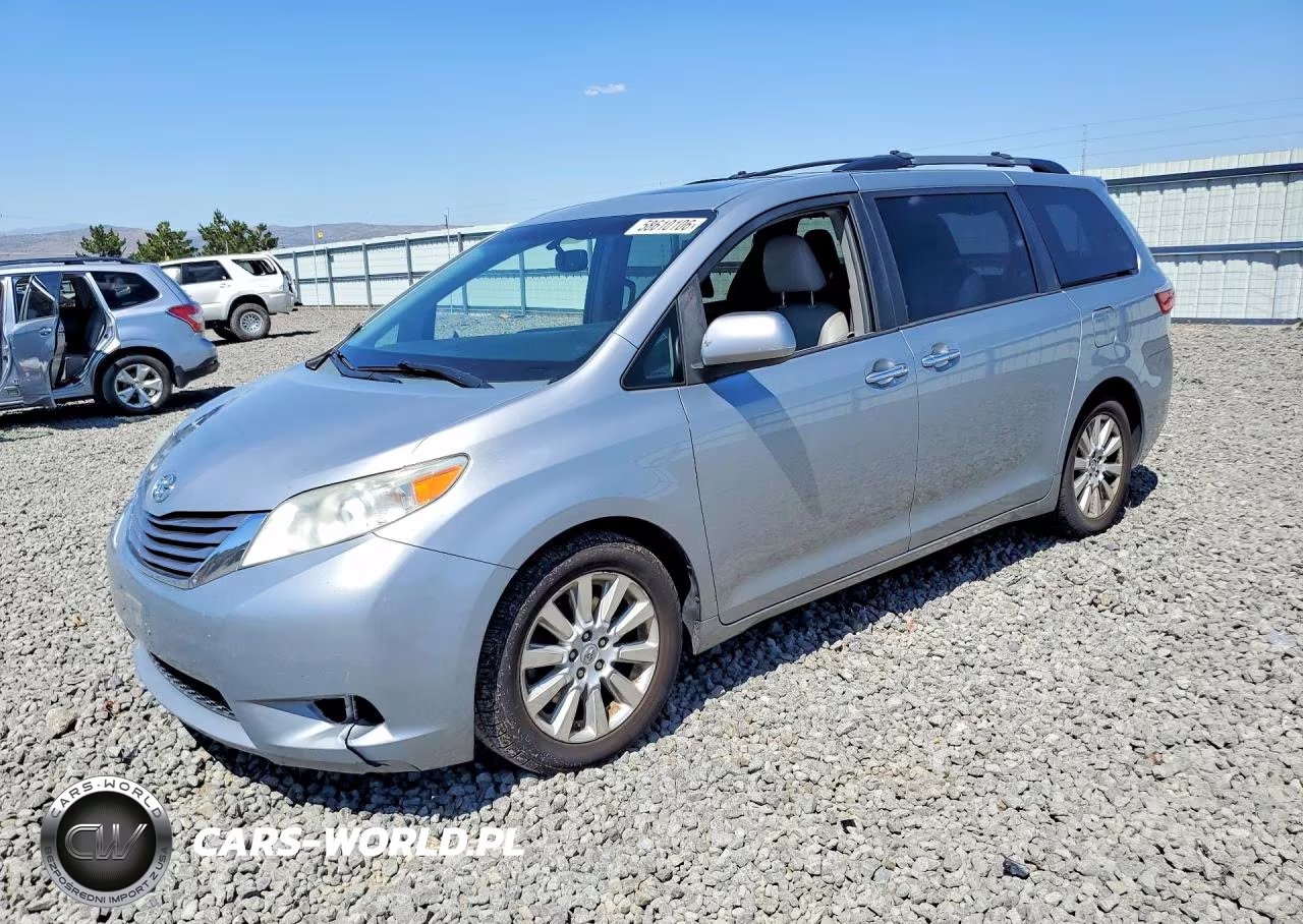 2015 Toyota Sienna