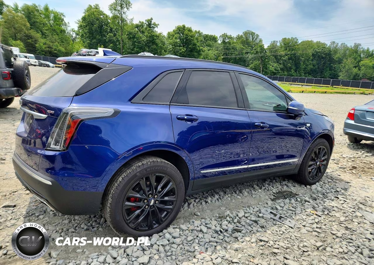 2025 Cadillac Xt5 Sport VIN:1GYKNGRS9SZ154125 - 3