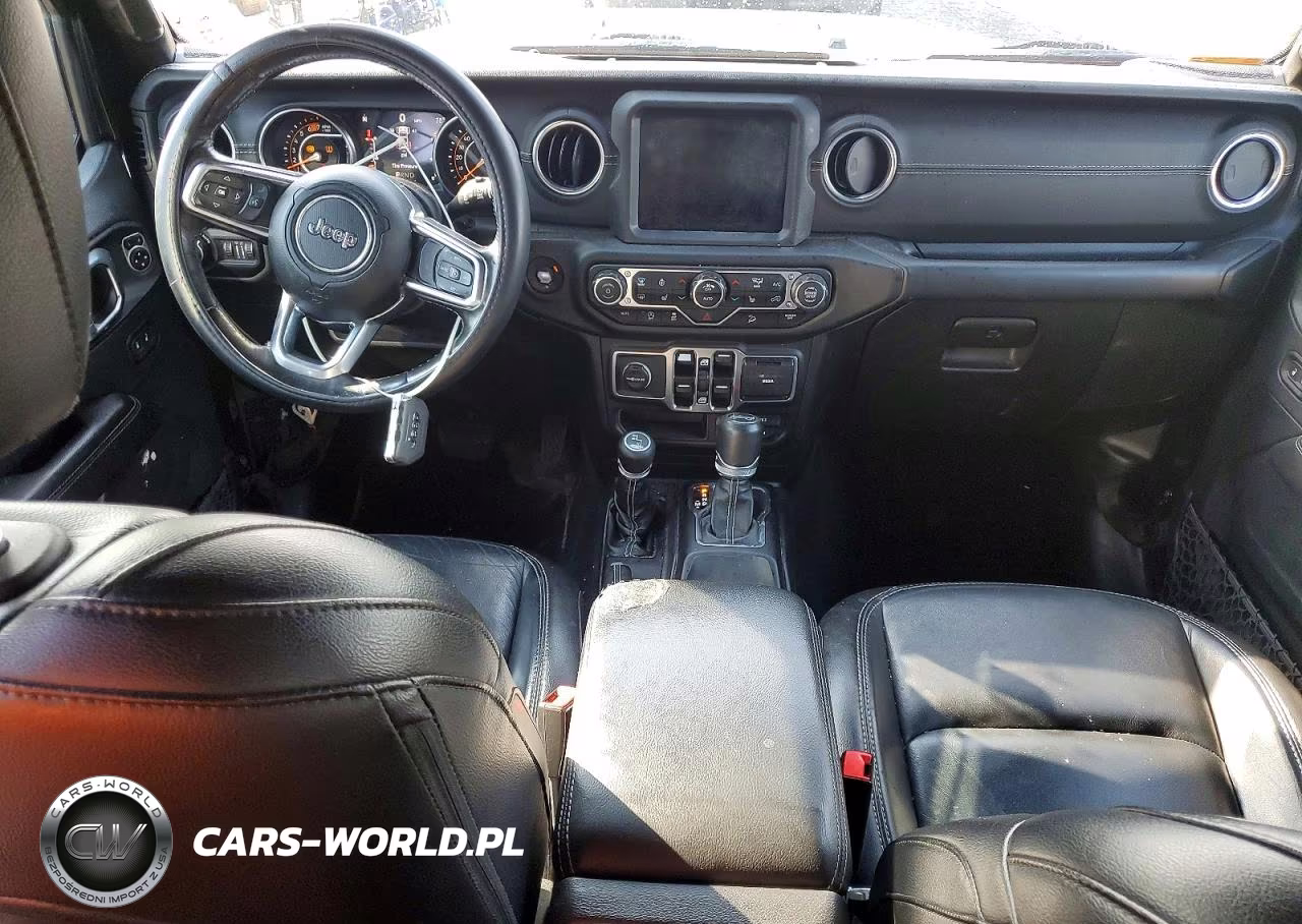 2018 Jeep Wrangler Unlimited Sahara VIN:1C4HJXEN3JW302393 - 8