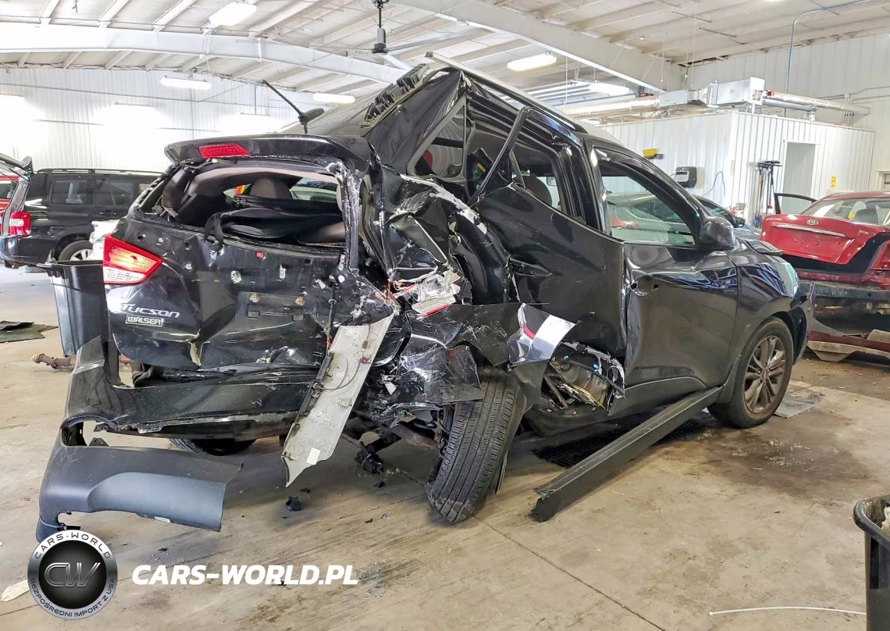 2015 Hyundai Tucson Se VIN:KM8JUCAG8FU957088 - 3
