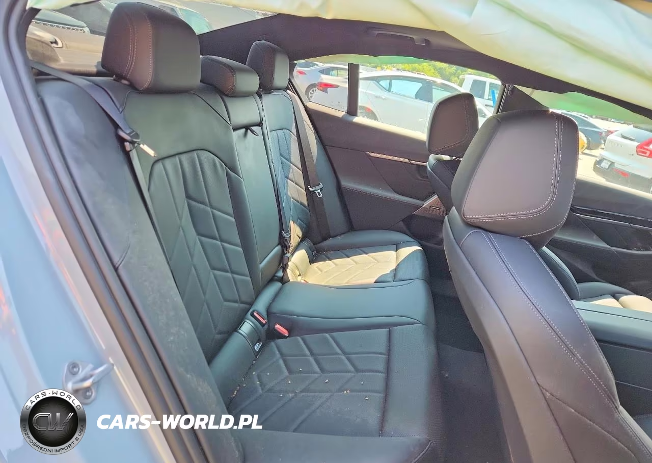 2026 BMW 530 Xi VIN:WBA53FJ05TCX46233 - 10