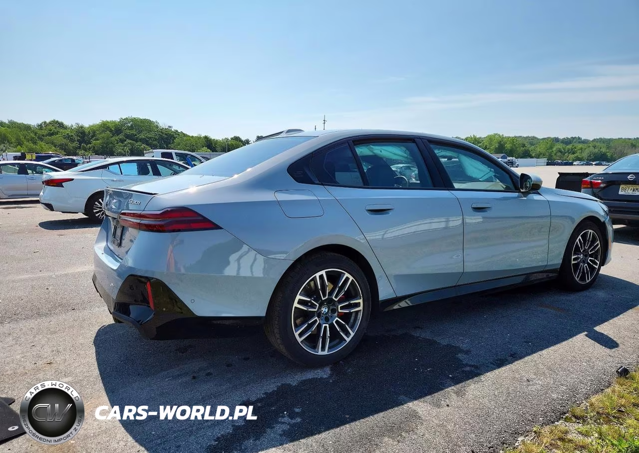2026 BMW 530 Xi VIN:WBA53FJ05TCX46233 - 3