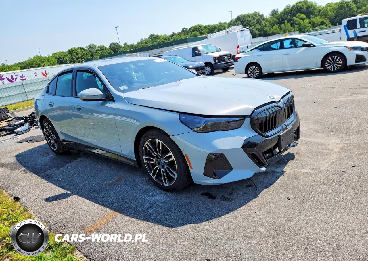 2026 BMW 530 Xi VIN:WBA53FJ05TCX46233 - 4