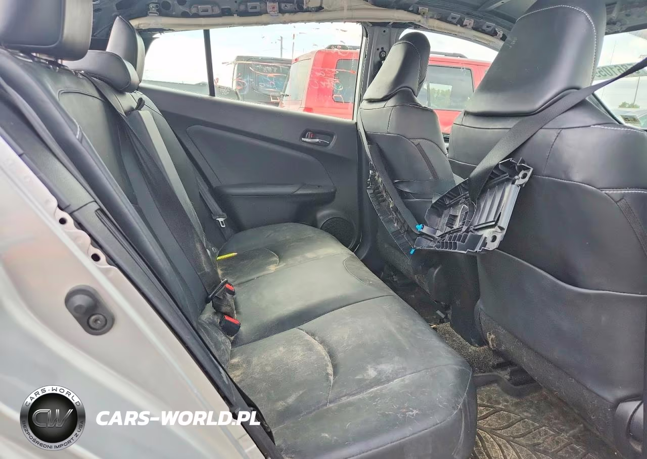 2020 Toyota Prius Prime Xle VIN:JTDKARFP4L3143308 - 10