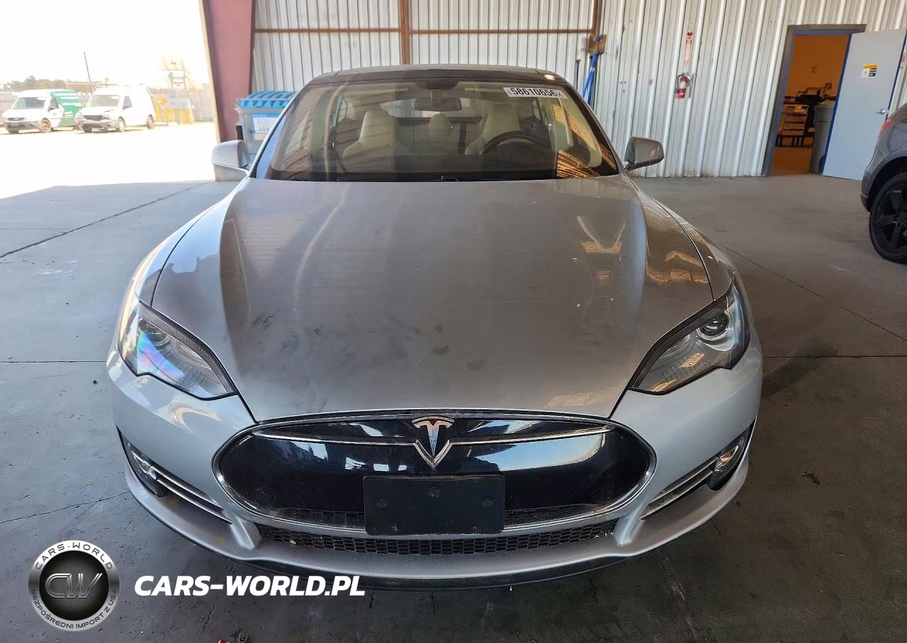 2013 Tesla Model S VIN:5YJSA1CN8DFP13772 - 5