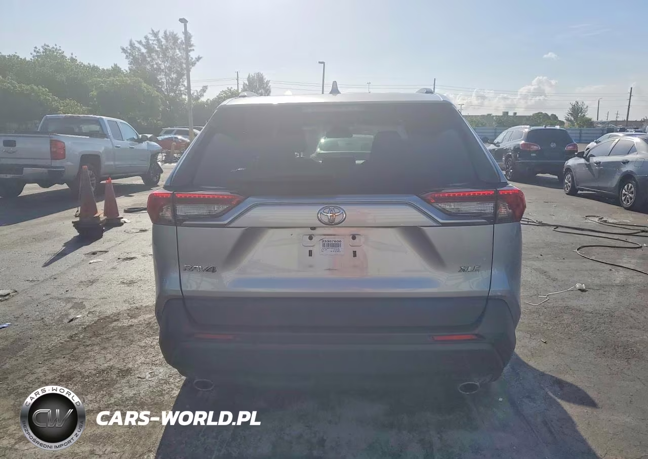 2023 Toyota Rav4 Xle Premium VIN:2T3C1RFV9PC227518 - 6
