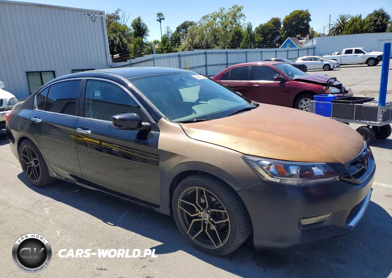 2015 Honda Accord Sport VIN:1HGCR2F50FA239053 - 4