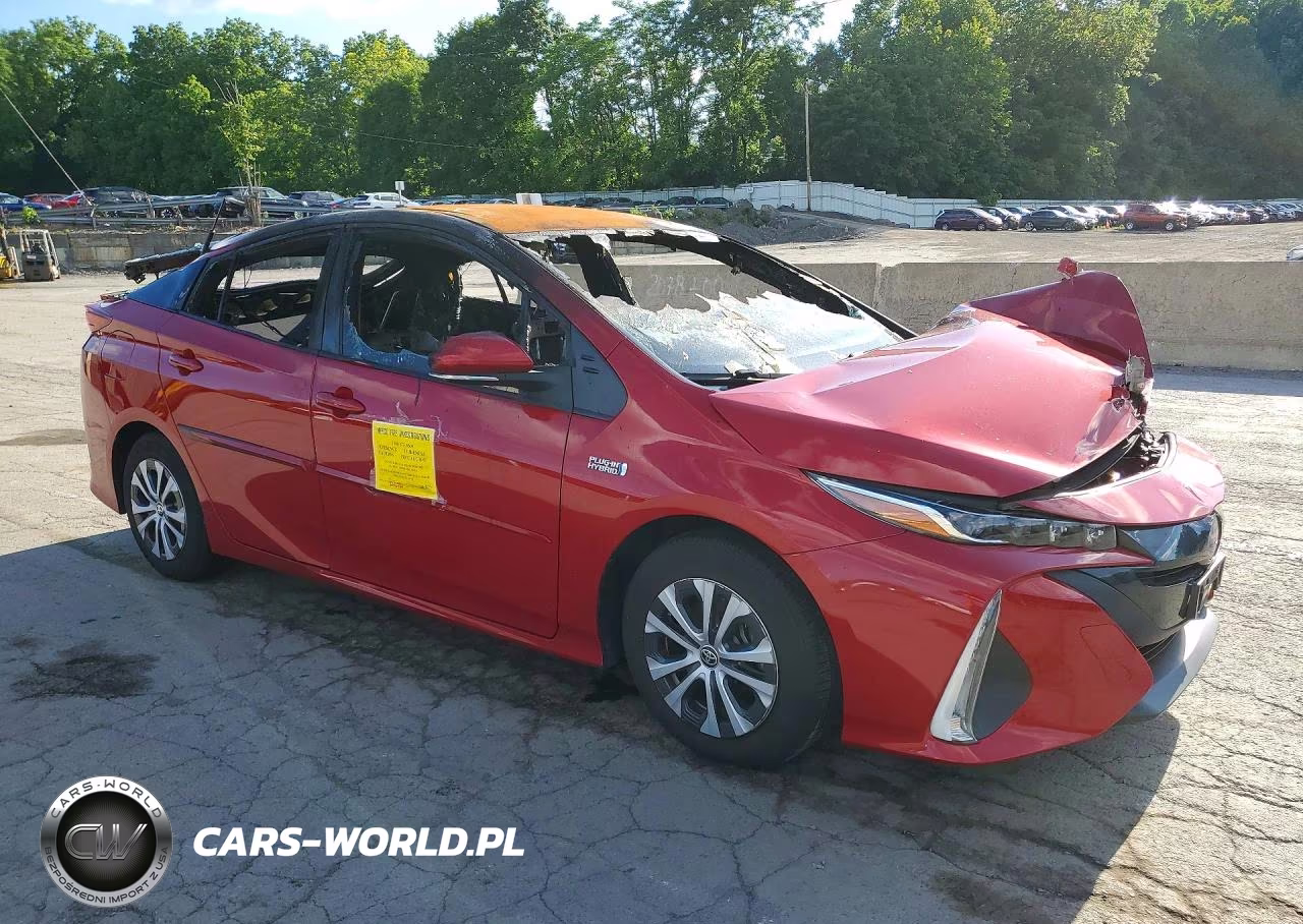 2021 Toyota Prius Prime Le VIN:JTDKAMFP3M3195517 - 4