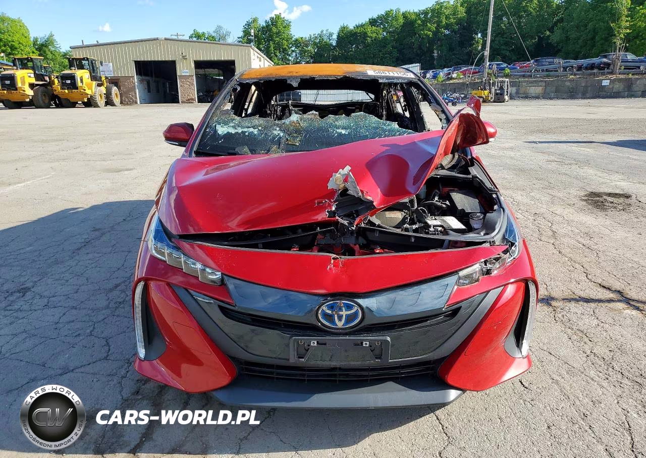 2021 Toyota Prius Prime Le VIN:JTDKAMFP3M3195517 - 5