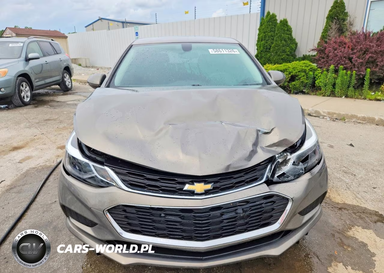2017 Chevrolet Cruze Lt VIN:3G1BE6SM9HS581475 - 5