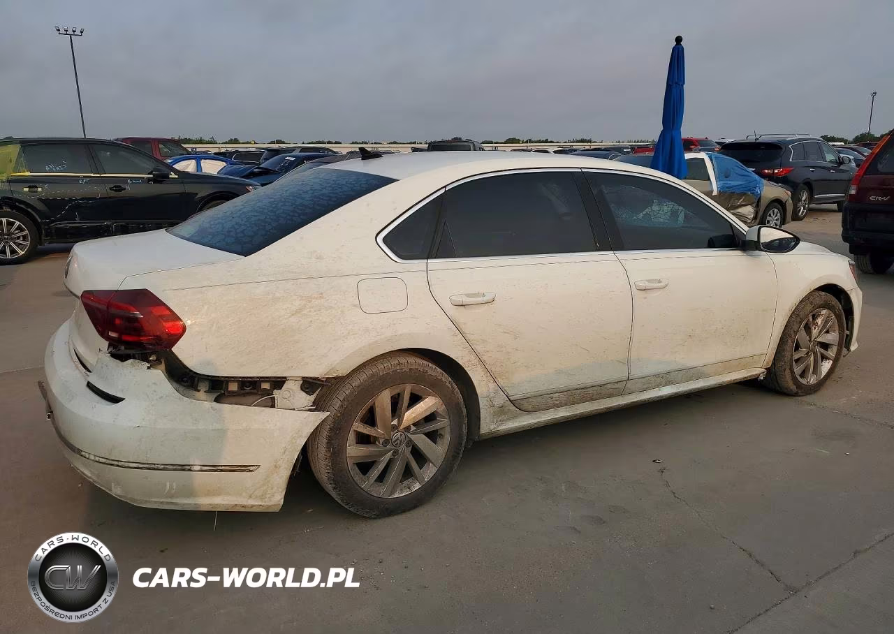2018 Volkswagen Passat Se VIN:1VWBA7A33JC002703 - 3