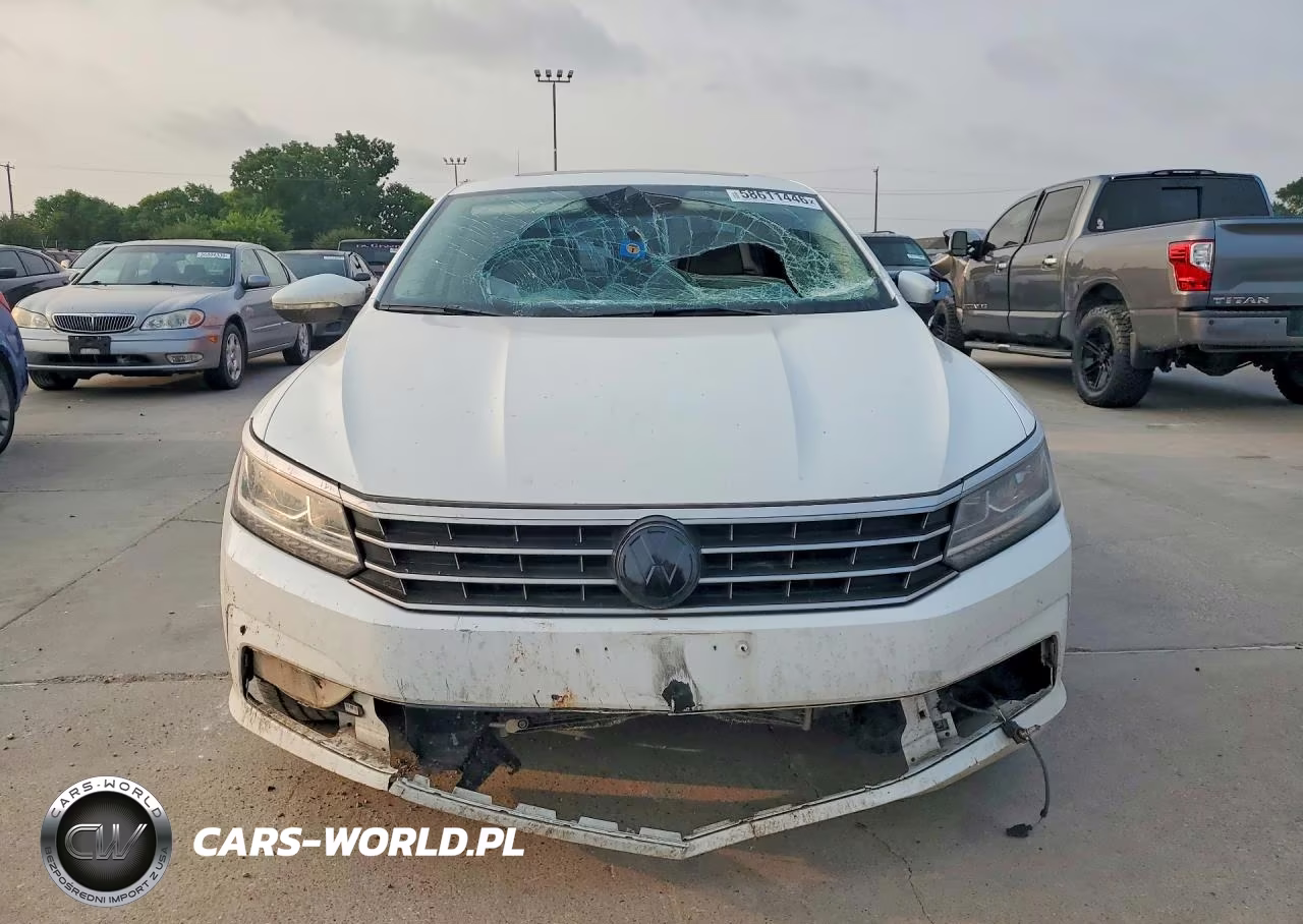 2018 Volkswagen Passat Se VIN:1VWBA7A33JC002703 - 5