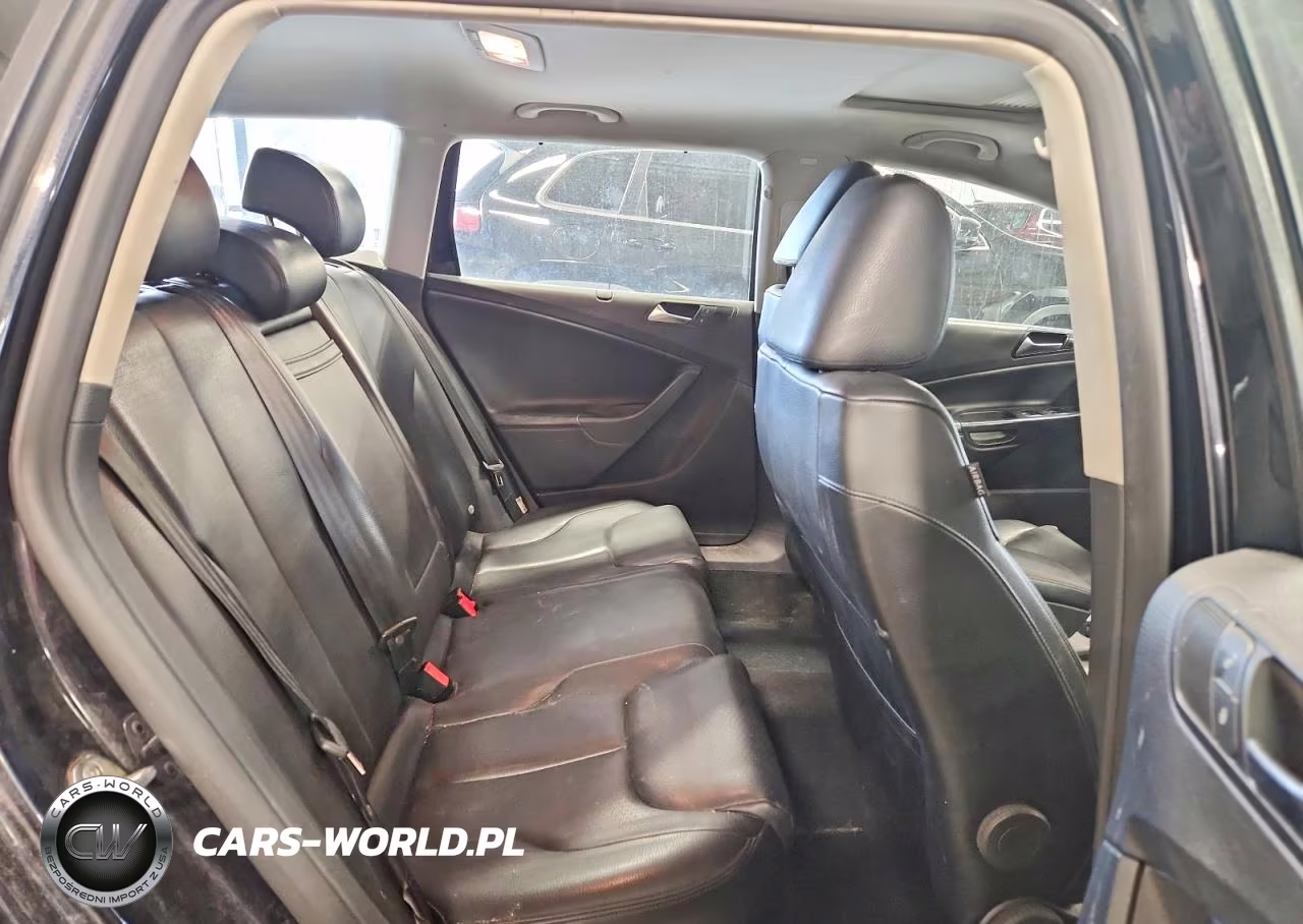2010 Volkswagen Passat Komfort VIN:WVWXK7AN8AE167643 - 10
