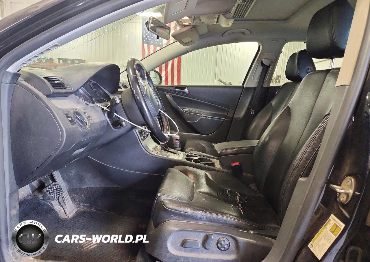 2010 Volkswagen Passat Komfort VIN:WVWXK7AN8AE167643 - 7