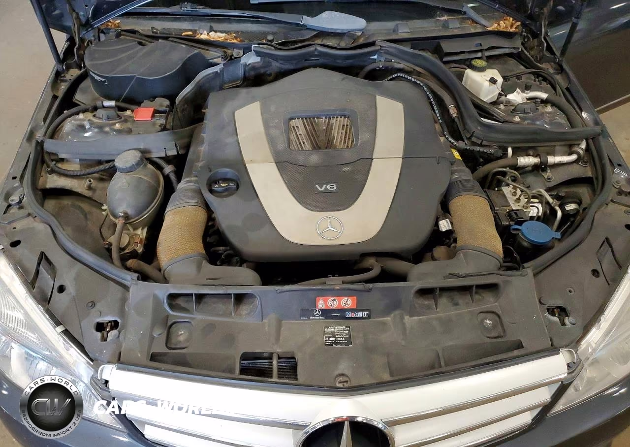 MERCEDES-BENZ C 300 4MAT VIN:WDDGF81XX8F153569 - 11