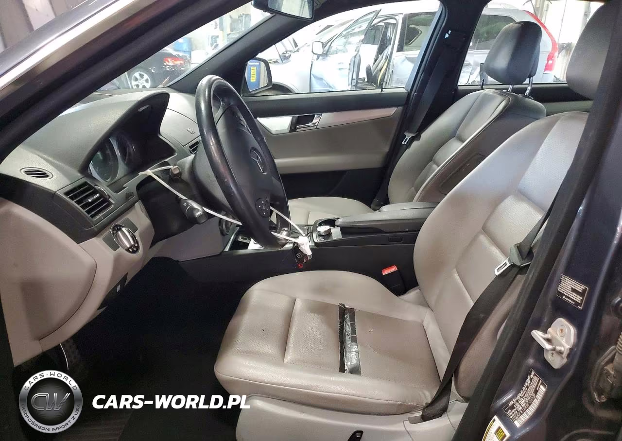 MERCEDES-BENZ C 300 4MAT VIN:WDDGF81XX8F153569 - 7
