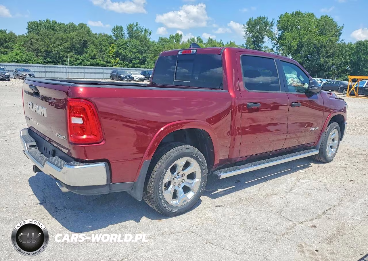 2025 Ram 1500 Big Horn-Lone Star VIN:1C6SRFFP6SN653192 - 3