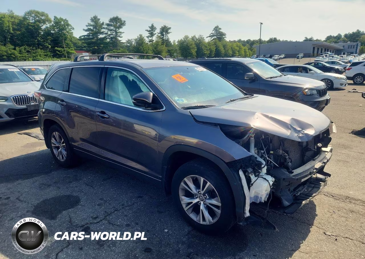 2016 Toyota Highlander Le Plus VIN:5TDBKRFH3GS329691 - 4
