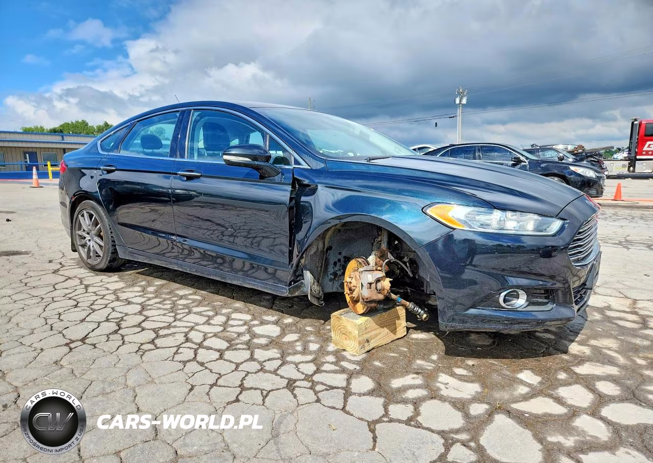 2014 Ford Fusion Titanium VIN:3FA6P0K92ER156099 - 4