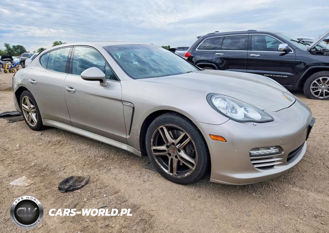 2013 Porsche Panamera 2-4 VIN:WP0AA2A74DL017381 - 4