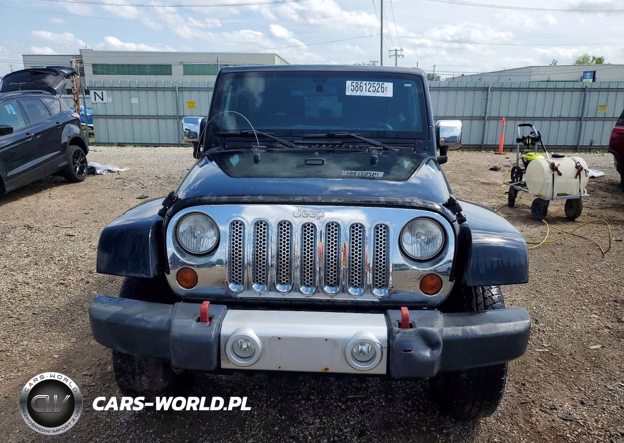 2012 Jeep Wrangler Sahara VIN:1C4AJWBG4CL183145 - 5