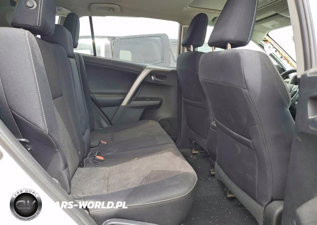 2016 Toyota Rav4 Xle VIN:2T3RFREV2GW438779 - 11