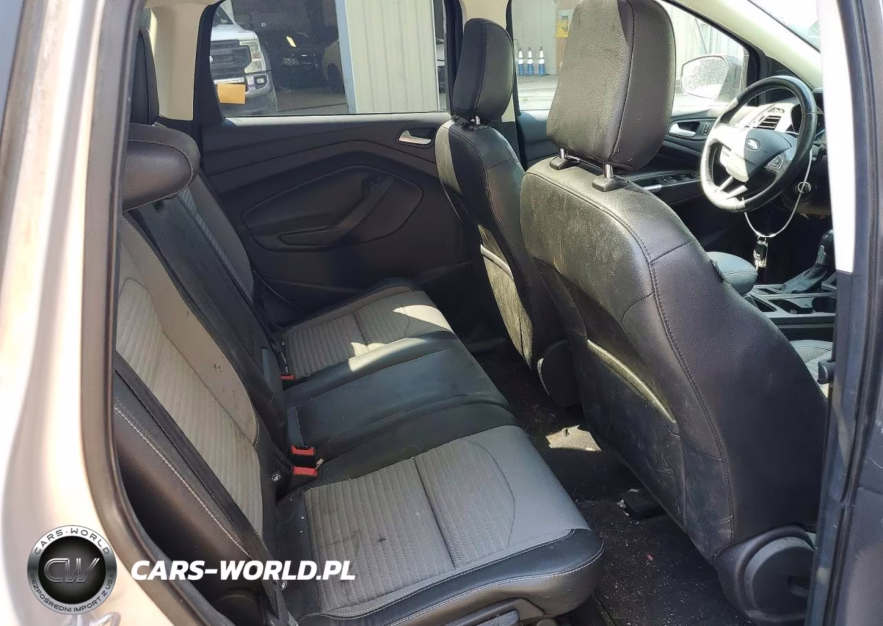 2018 Ford Escape Se VIN:1FMCU9GD6JUC43395 - 11