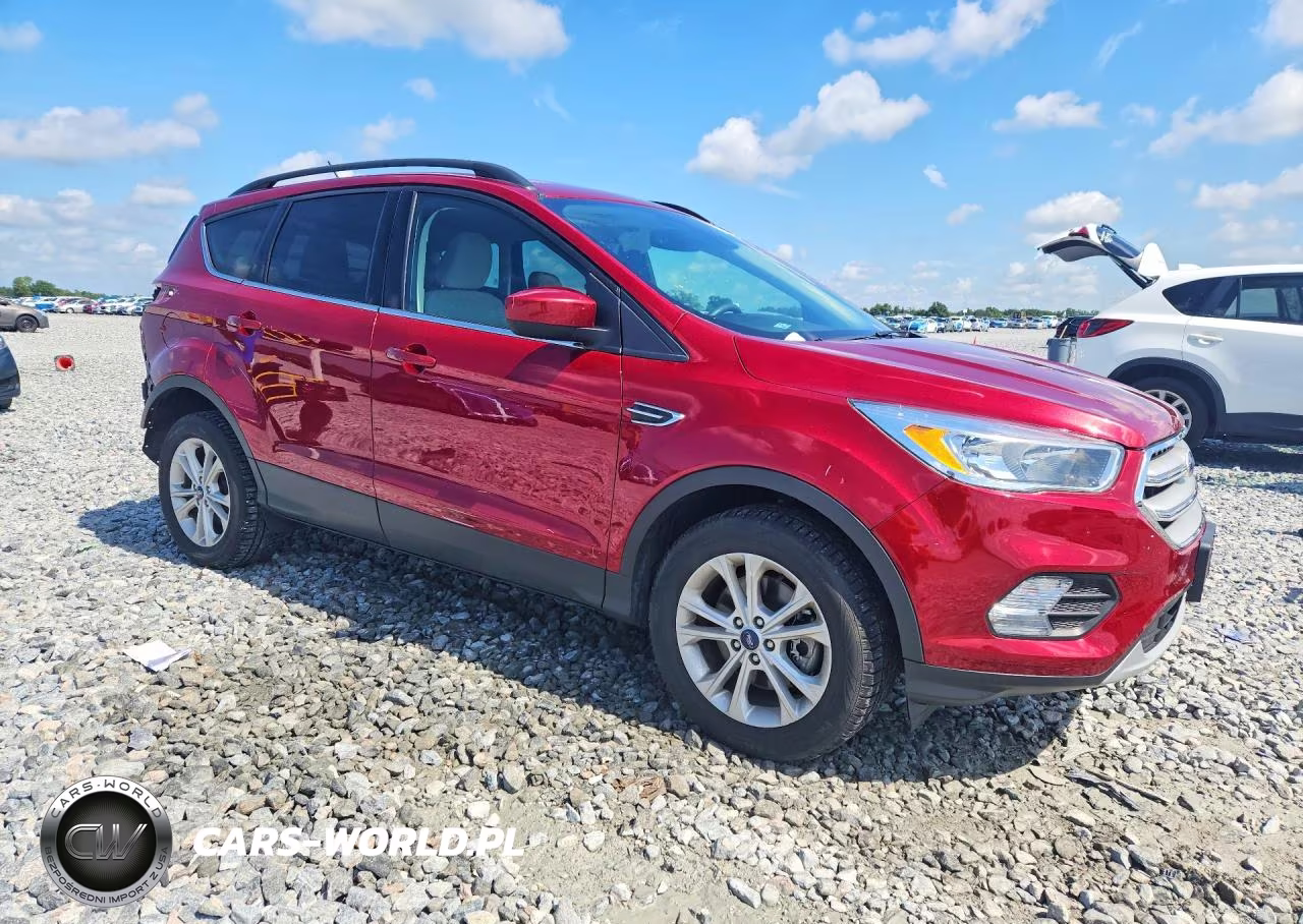 2018 Ford Escape Se VIN:1FMCU9GD2JUB37963 - 4