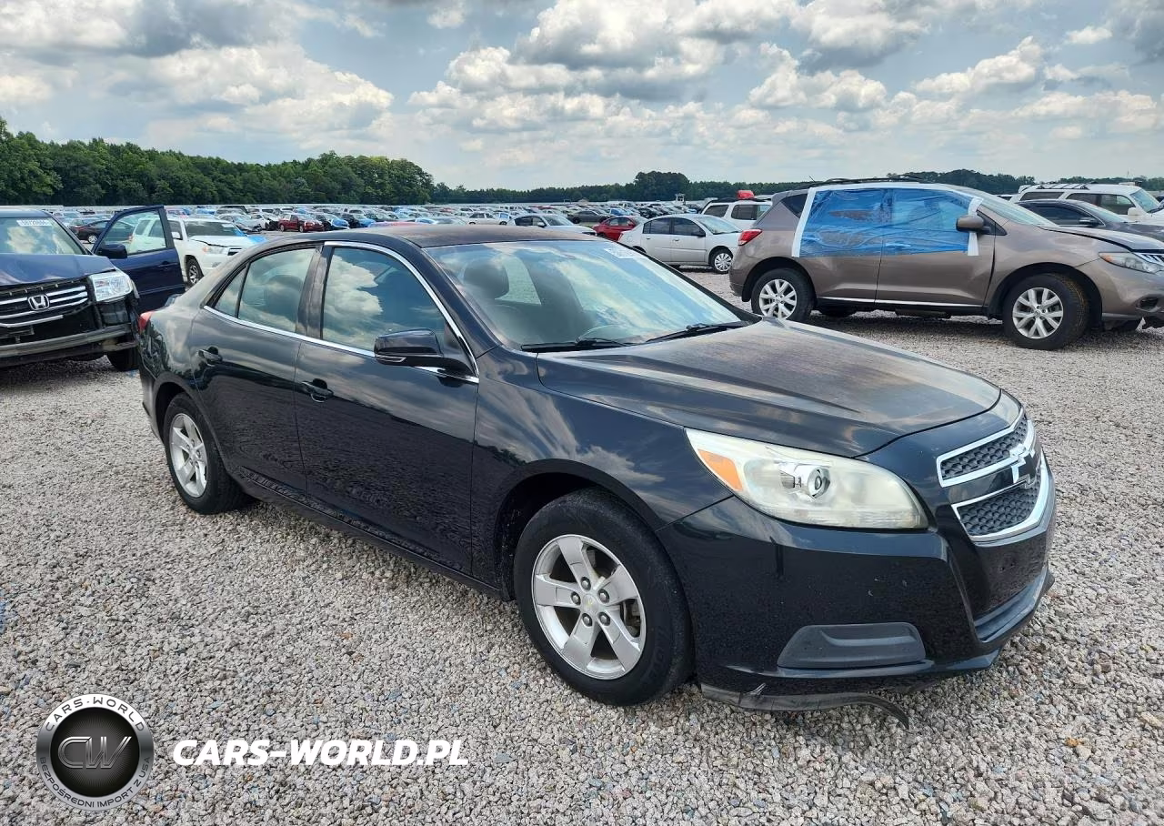 2014 Chevrolet Malibu 1Lt VIN:1G11C5SAXDF337821 - 4