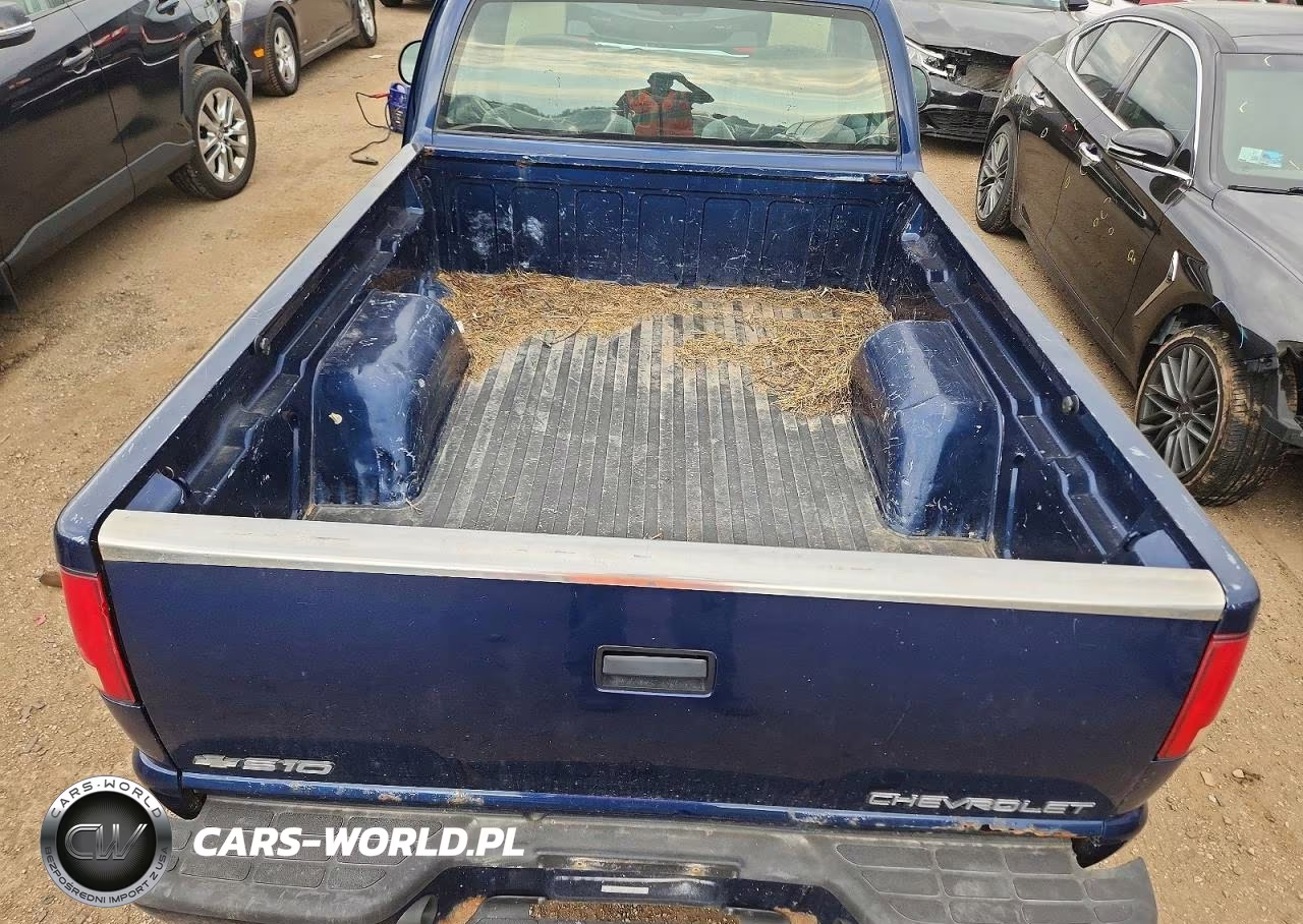 2000 Chevrolet S Truck S10 VIN:1GCCS1452YK221568 - 10