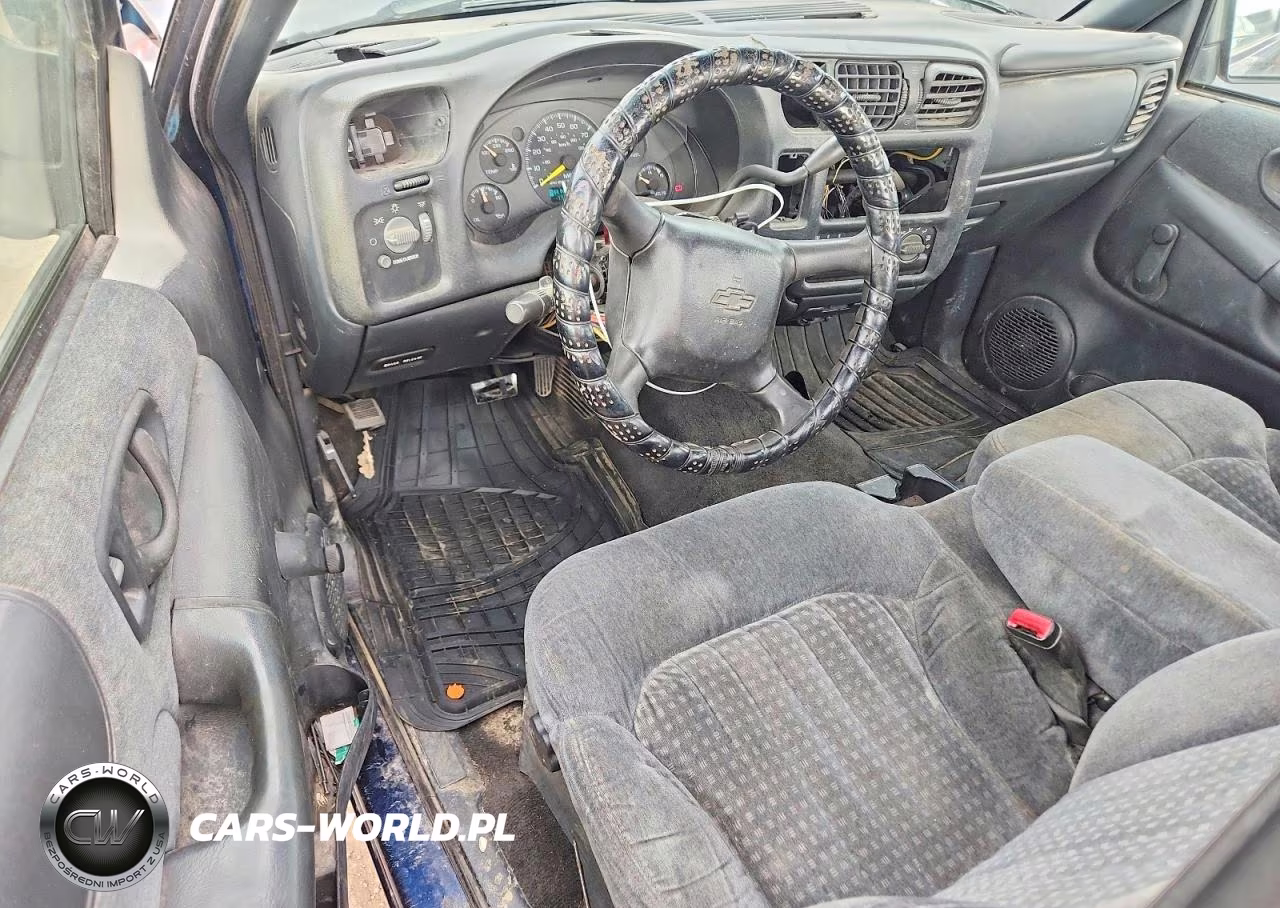 2000 Chevrolet S Truck S10 VIN:1GCCS1452YK221568 - 8