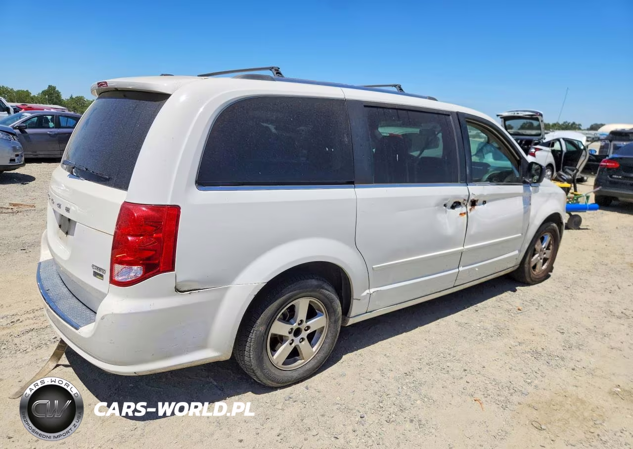 2011 Dodge Grand Caravan Crew VIN:2D4RN5DG5BR650113 - 3