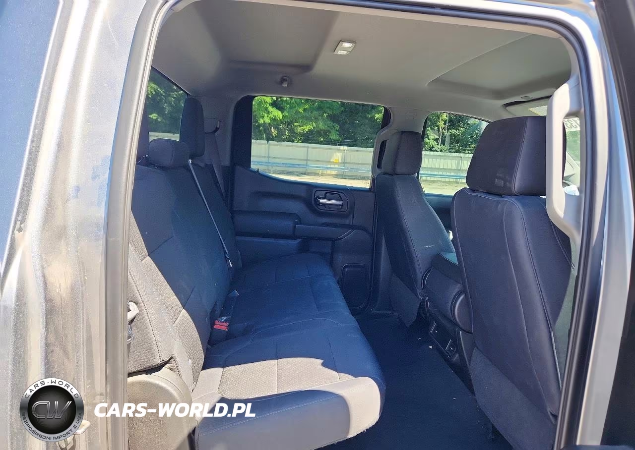 2019 Chevrolet Silverado K1500 Custom VIN:1GCPYBEH2KZ328763 - 10