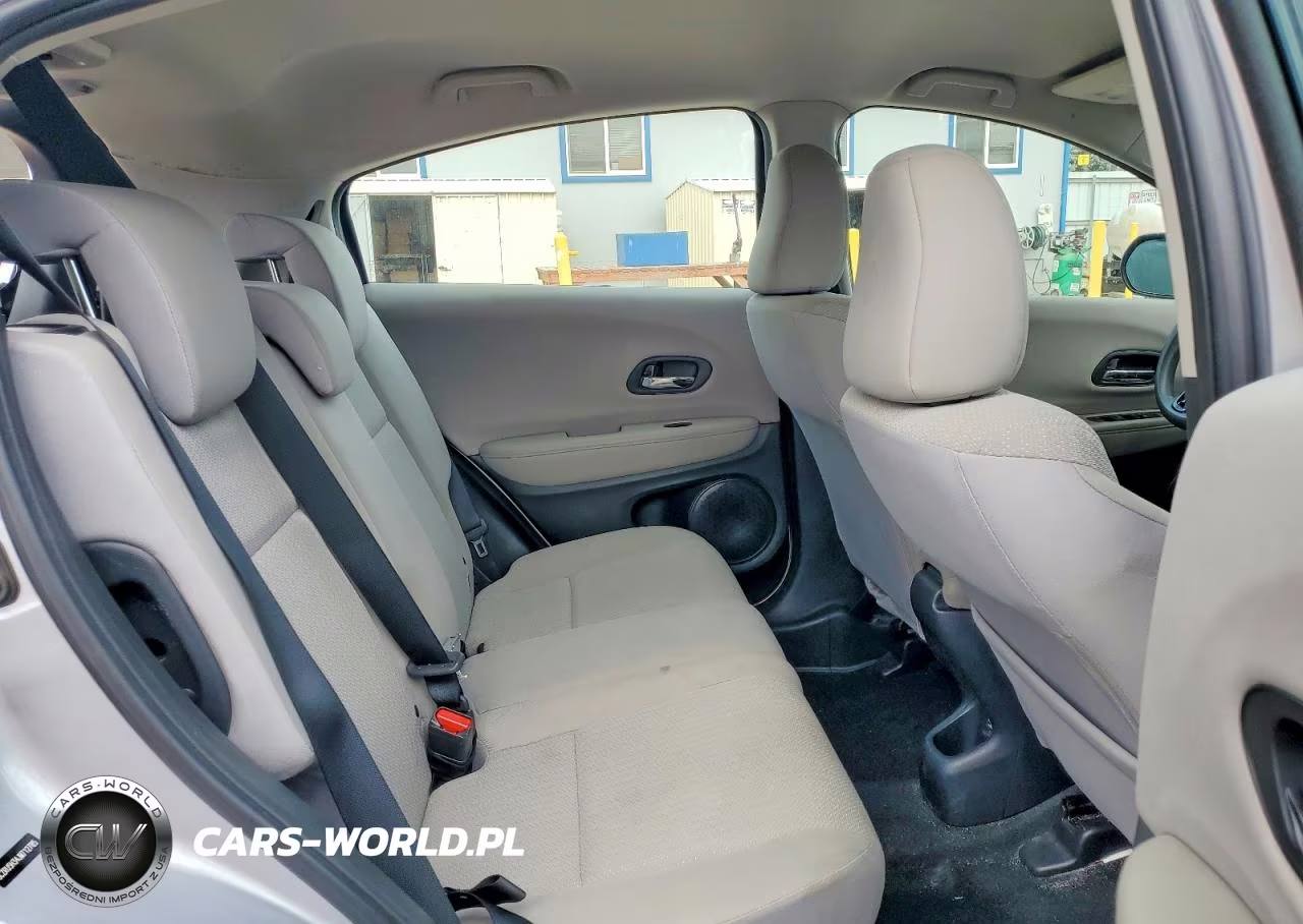 2018 Honda Hr-V Lx VIN:3CZRU5H34JM712785 - 11