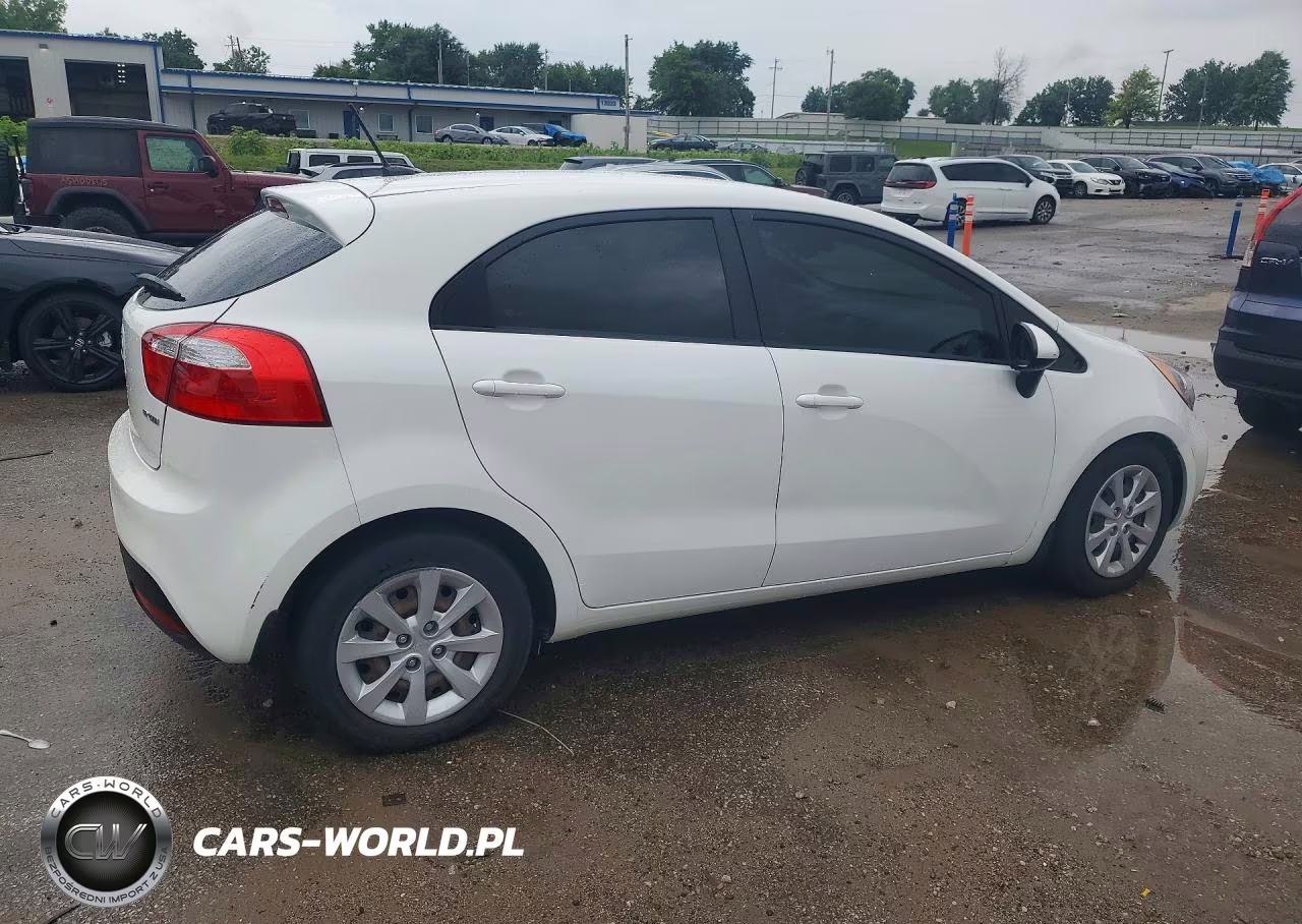 2012 Kia Rio 5-Door Ex VIN:KNADN5A39C6054713 - 3