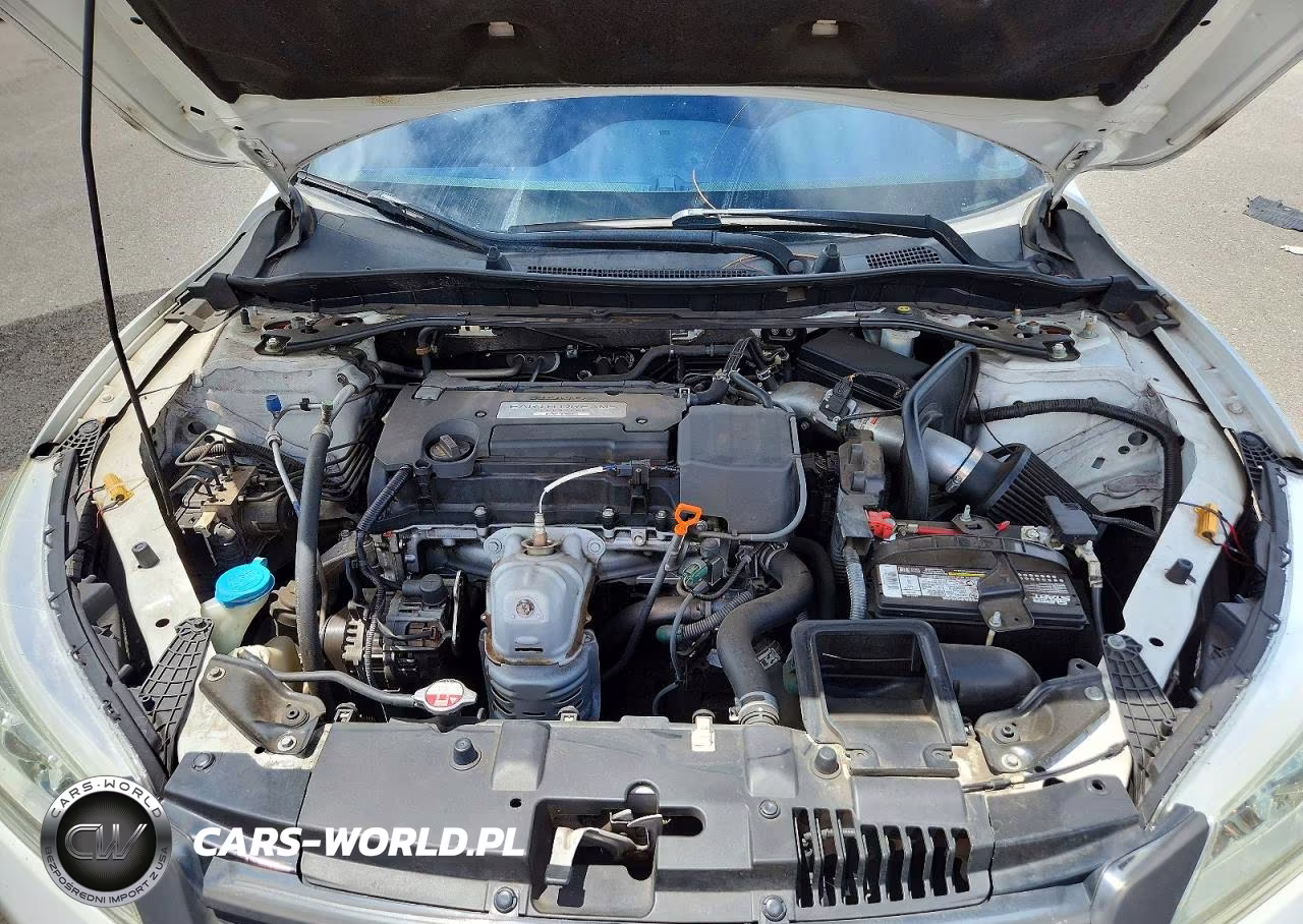2015 Honda Accord Sport VIN:1HGCR2F51FA221984 - 11