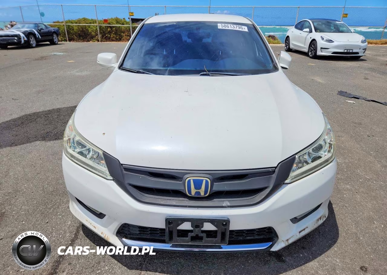 2015 Honda Accord Sport VIN:1HGCR2F51FA221984 - 5
